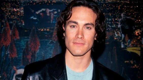 tviinformant's tweet photo. In the late 1980s Stan Lee had considered a film/TV series about Shang-Chi, and had in mind Brandon Lee, son of martial arts superstar Bruce Lee, for the role. Shang-Chi was visually based on Bruce Lee, so Brandon seemed a fitting choice, but the plan fell through. https://t.co/TxekNJVSHX