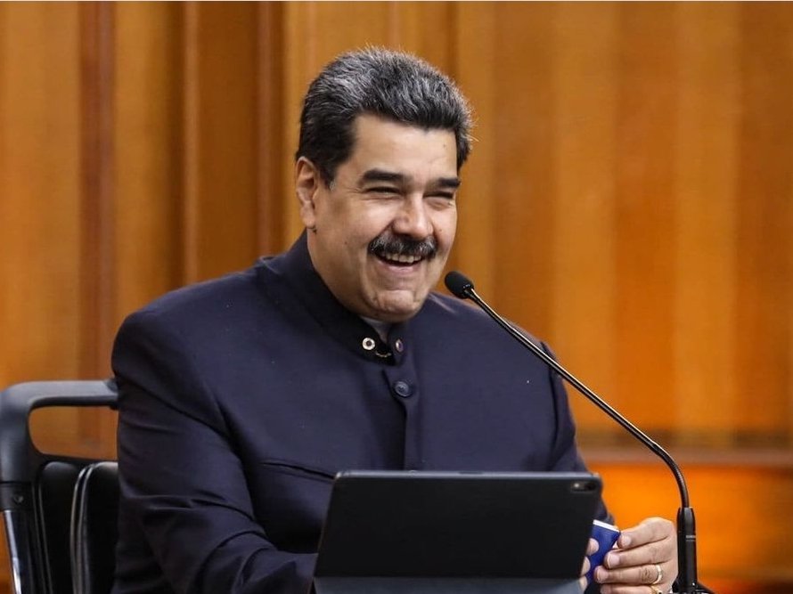 Sr. Presidente <a href="/NicolasMaduro/">Nicolás Maduro</a> que sean muchos años más de grandes victorias y de mucha lealtad!!!

El equipo del Agua 💦 le desea un ¡Feliz Cumpleaños!

#FelizCumpleanosPresidente 
<a href="/minaguasoficial/">MinAguas</a> <a href="/RMarcoTorres/">Rodolfo Marco Torres</a>