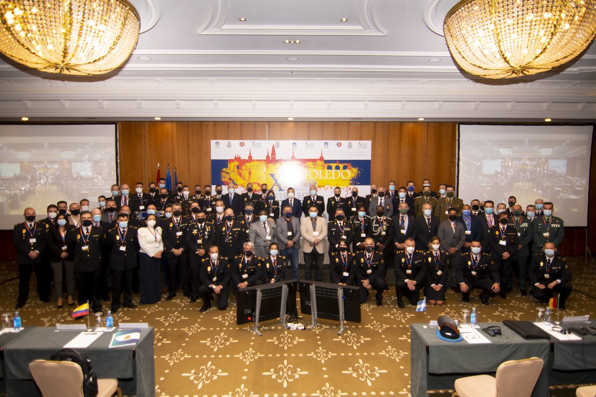 policia's tweet photo. Hoy inauguramos en #Toledo el X Congreso Internacional de la Lucha contra el Secuestro y la Extorsión #CIPSE, con 26 países y en el que la @Policia Nacional🇪🇸 ocupa temporalmente la Secretaría Ejecutiva.

Sus objetivos:
Intercambio de información
Cooperación internacional https://t.co/niwHbVC9ec