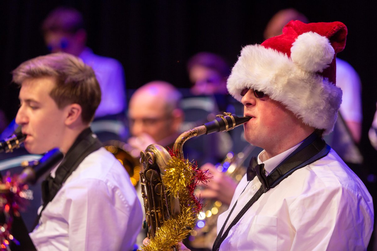 PHHSMusic's tweet photo. Tickets are now on sale via the link below for our Christmas Concert which, this year, is on Tuesday 14th December commencing at 6:30pm. Come and enjoy a great evening of festive music performed by our students https://t.co/pBwxBNbaKp https://t.co/GyMPTBXlb1