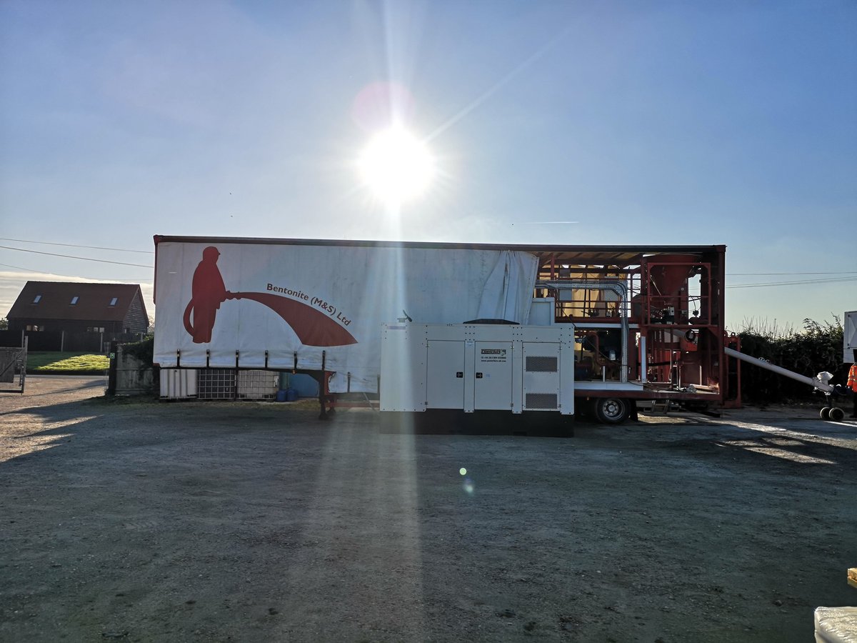BentoniteL's tweet photo. Big generator for our large batching machine! Today we are upgrading the cement screw, our current one was capable of 30ton an hour, our new one is 60ton. Constantly improving our bespoke equipment for our customers. @P0werhire thanks for the hire of the 300kva generator. https://t.co/bucLWPmTwK