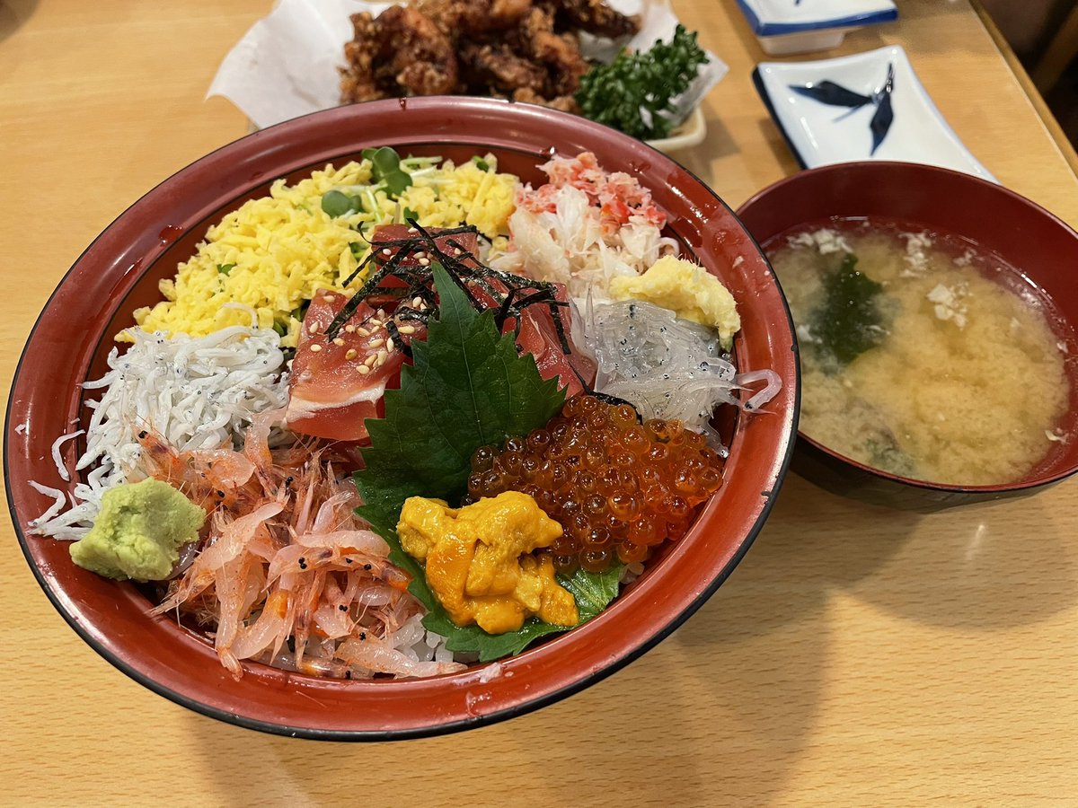 akinakayan's tweet photo. 久々の静岡でした🐟 https://t.co/iOpQ1F5fJG