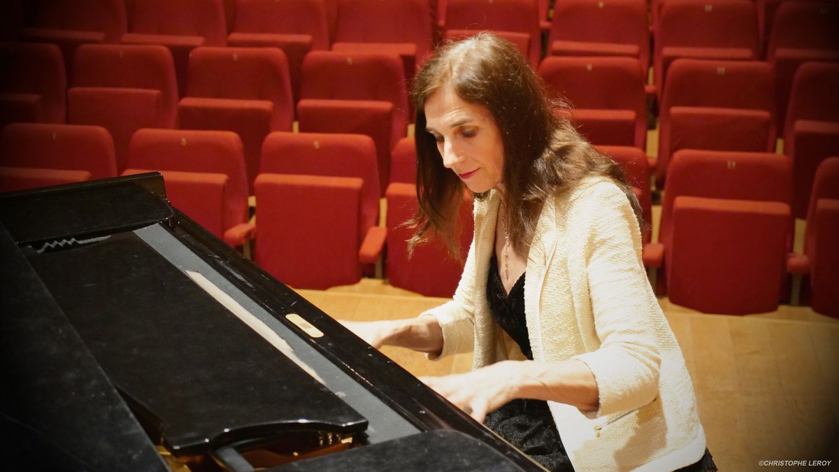 #FrancoiseChoveaux Visions sonores volume III La Piscine – Musée d’Art et d’ Industrie André Diligent Roubaix, le 11 décembre 2021
unidivers.fr/event/la-pisci…