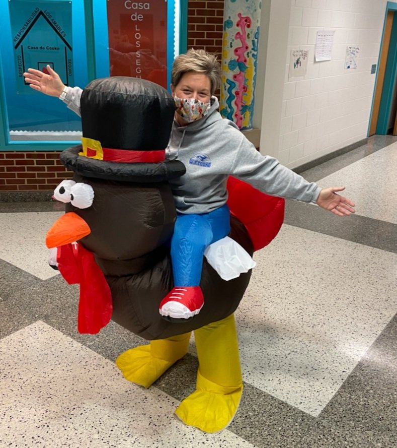 slcholis's tweet photo. Walked into work this morning and this is the very first thing I see! It's going to be a great day! @CongerCasey @JoshRingling @WTCookeSchool https://t.co/w3UQZbhTBE