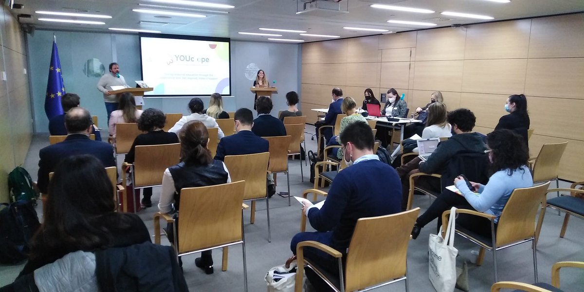 Hace unos días Jornada presentación de resultados proyecto <a href="/youcoope/">Youcoope</a> en #Bruselas. Un itinerario formativo con un MOOC y talleres sobre emprendimiento cooperativo dirigido a profesorado de Secundaria y Universidad. Toda la información y los materiales: youcoope.eu.