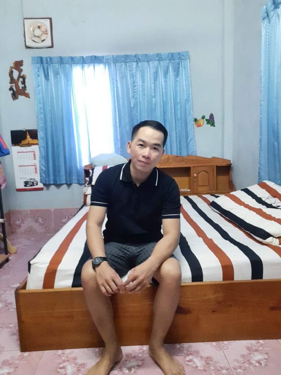 Vieng67725694's tweet photo. ໄປໃສດີ😀 https://t.co/04LWo29jcR