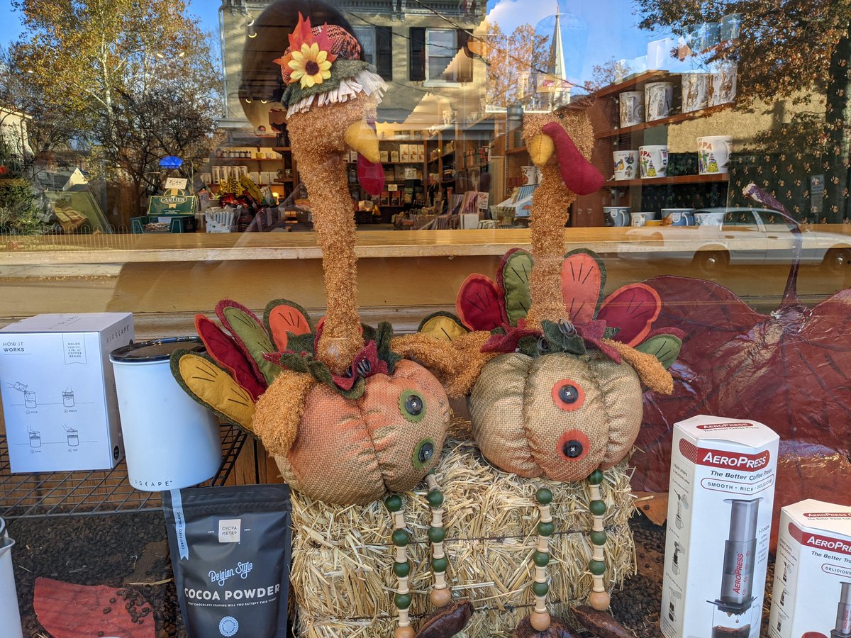 Lambertville Trading Company is ready for Thanksgiving!
They have amaizing hot chocolate. ☕
#visitlambertville #lambertville #LambertvilleNJ