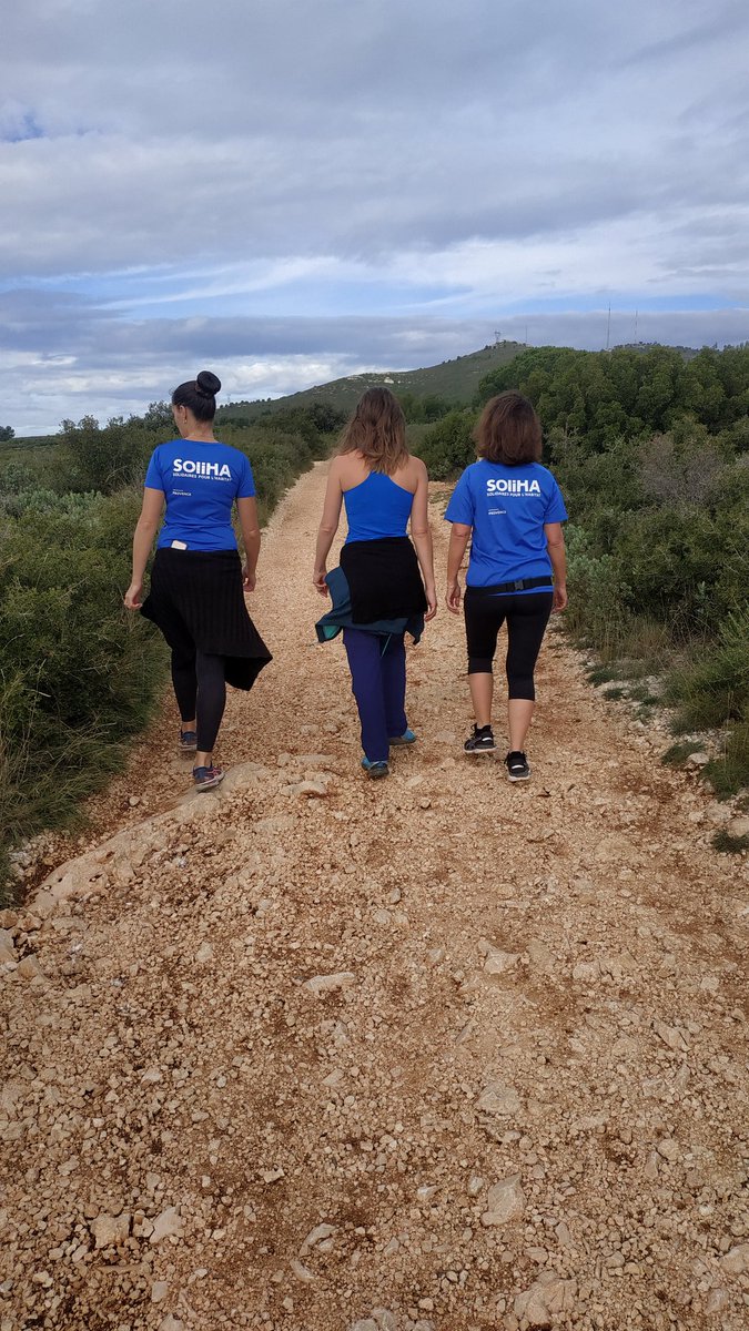 DBrezun's tweet photo. Encore une jolie rando au massif de l'Etoile à midi, avec un équipe du boulot aux couleurs de @SolihaProvence.
@MouvementSOLIHA https://t.co/0Yi3D56O8Y