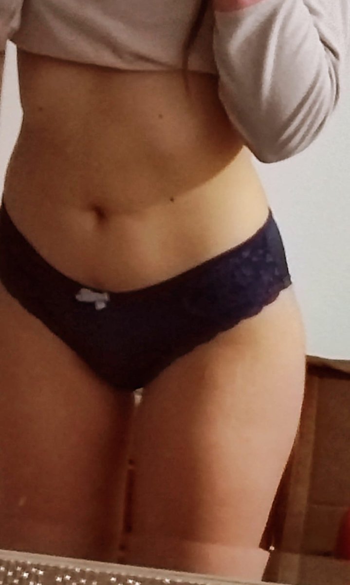 fran_cisk_'s tweet photo. Aprovecha la promo de onlyfans y te llevas una fotito de regalo😳🤭 aprovecha morr que quedan 3 días para que termine la promo
#onlyfans #onlyfanspack #onlyfanslatino #onlyfansmodels #OnlyFansgratis https://t.co/bXRk7kBYId https://t.co/LfMAc9KwZk
