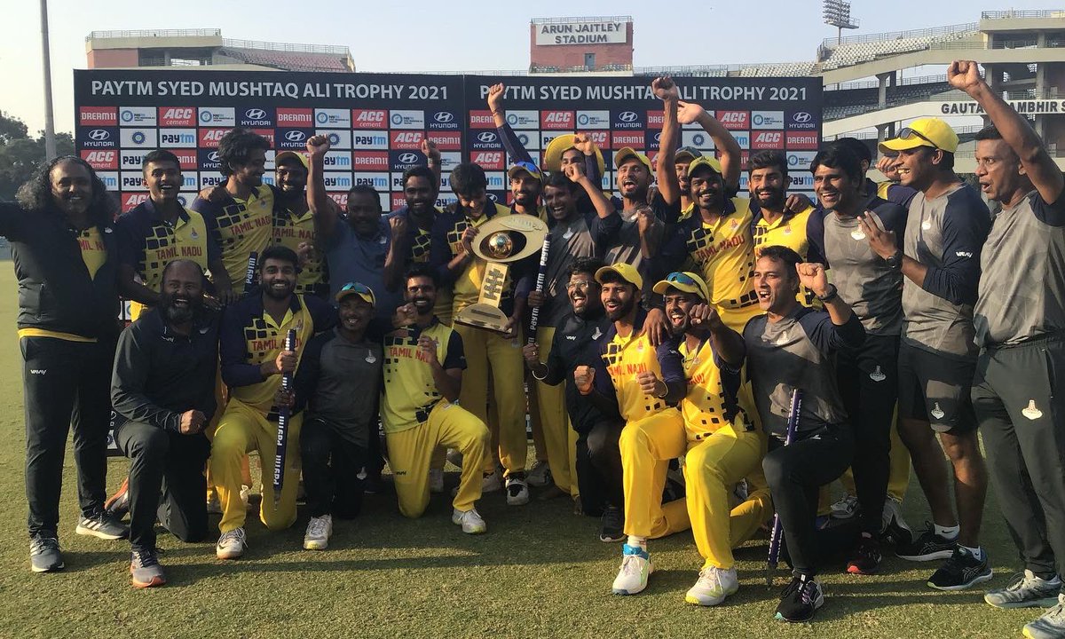 harinishaanth16's tweet photo. Winning any tournament back to back is a Huge Effort and to have done it makes this team so special. 💯🥳 The finale couldn't have been any better. Super Glad to be on the winning side with these amazing bunch of guys🔥NANDRIGAL PALA🙏 #SMAT21WINNERS @TNCACricket #TwoInTwo🏆 https://t.co/NUvtXOD4dP