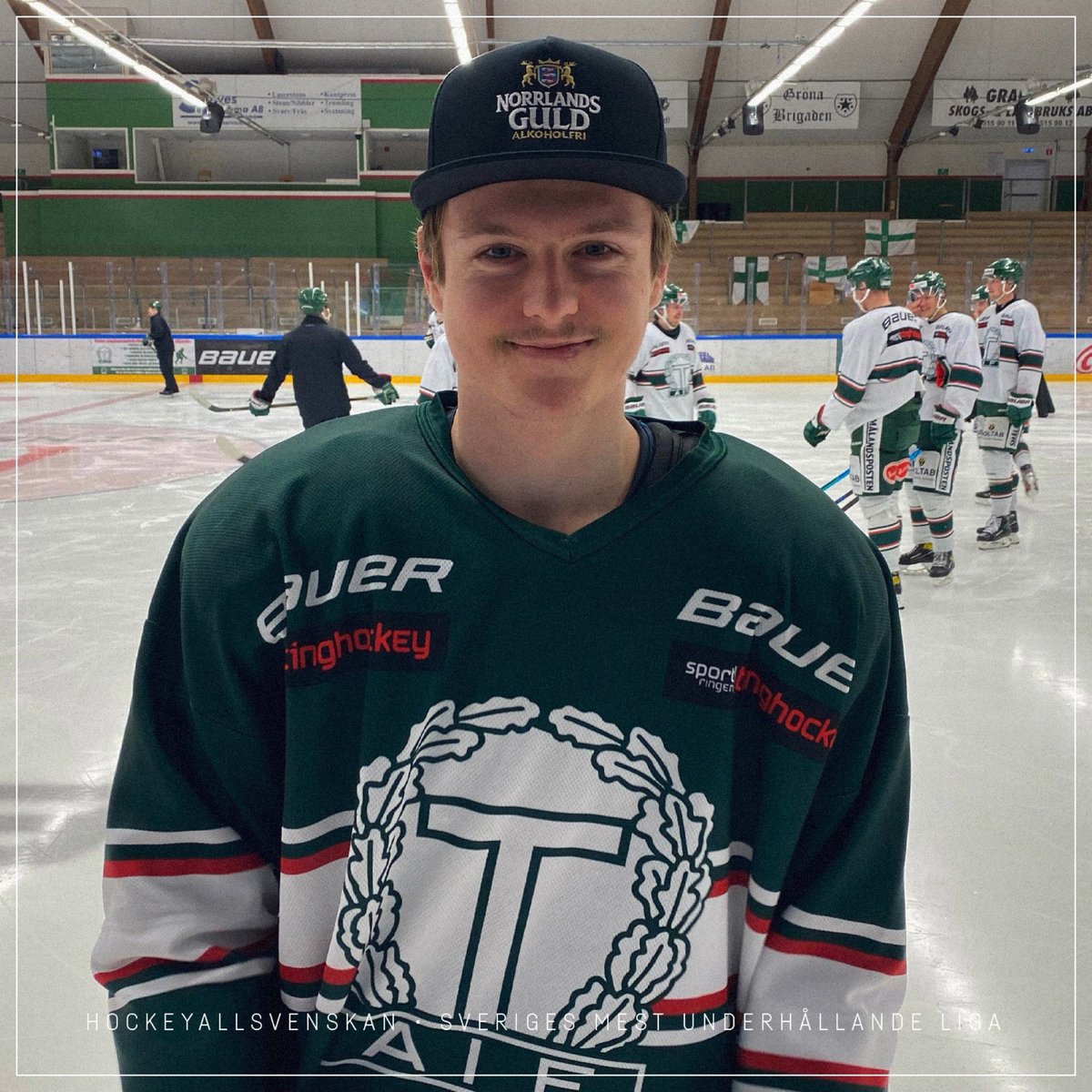 🧢🧢🧢
Vinnaren i Veckans Mål - Allan McShane i @Tingsrydsaif!
#hockeyallsvenskan #sverigesmestunderhållandeliga
