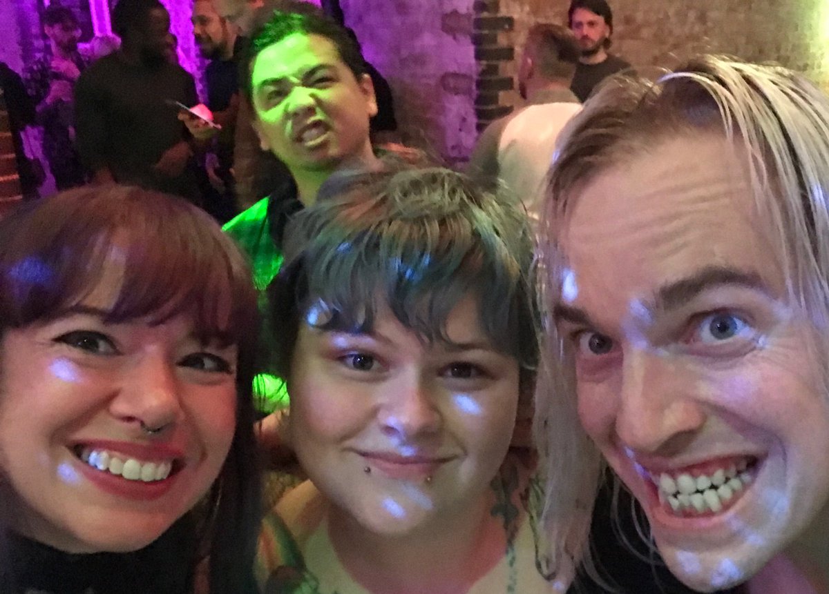 ✋ STOP! This is an official @asobitech appreciation post! 😀

Go follow Quang:
👾 Retro indie dev extraordinaire!
🍱 Knower of best food places!
🎤 Organiser of incredible panels!
😂 Photobomb expert!

(He also encouraged me to start going to retro events; Sorry about that 😅)