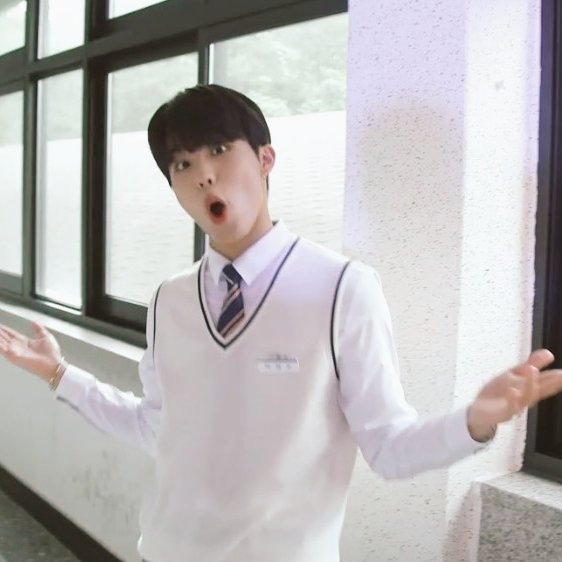 chocopjw's tweet photo. that one mischievous classmate in your school 

 @treasuremembers https://t.co/VlGZjpH7EV