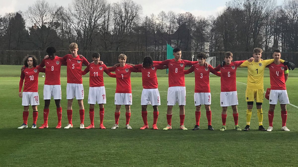 oefb1904's tweet photo. Traum-Einstand für unseren neuen #U15-Jahrgang, der sein erstes Länderspiel in Slowenien klar mit 4:1 gewinnt! 💪🏻 Gratulation, Burschen! 🦅💯🇦🇹 #GemeinsamÖsterreich

📲 Alle Infos: https://t.co/TASbCV1uRe https://t.co/5RDxueSet9
