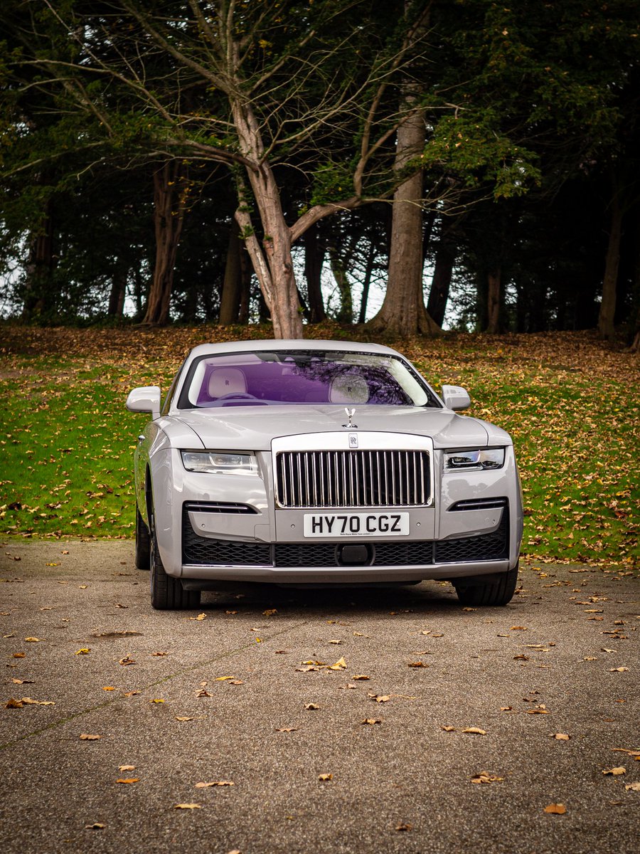 RollsRoyceLeeds's tweet photo. A very similar spec to our first new Ghost demonstrator model, and ever so beautiful

How would you spec your Ghost?

#rollsroyce #rollsroyceghost #ghost #bespoke #grey #events #luxury #spec #dreamspec https://t.co/8ml6O1LGmG