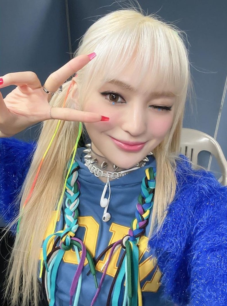 bugAboopicx's tweet photo. choyeon best girl ! 

#bugAboo #버가부 https://t.co/fkE1vJHeUu