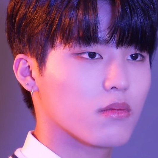 chocopjw's tweet photo. 💗🏃‍♀️🏃‍♀️

#트레저박정우 #박정우 #PARKJEONGWOO @treasuremembers https://t.co/7pc786aTMq