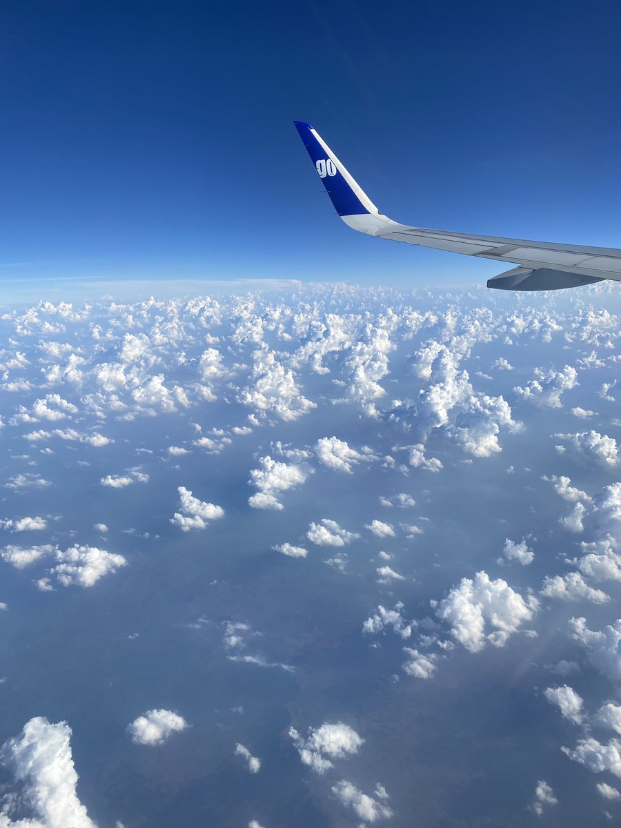 roshagulla16's tweet photo. Back To Mumbai 💙 (After 15 days) 
.
.
#mymumbai #mumbai #mumbaikar #backtobay https://t.co/wkX4i4b3kP