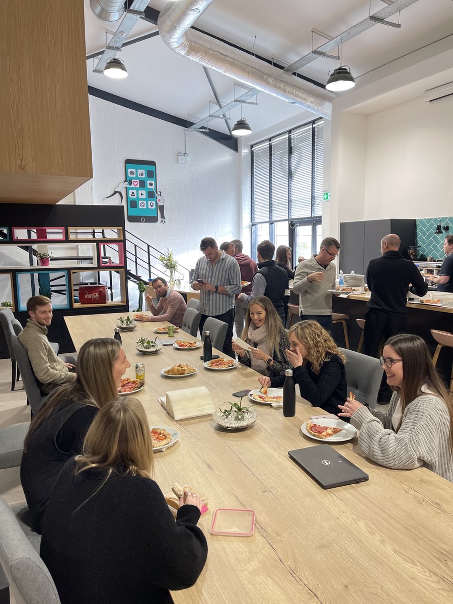 CTMadam's tweet photo. #pizzaday every Tuesday ⁦@CleverTouch⁩ #lovemartech https://t.co/6KnZaaLmNh