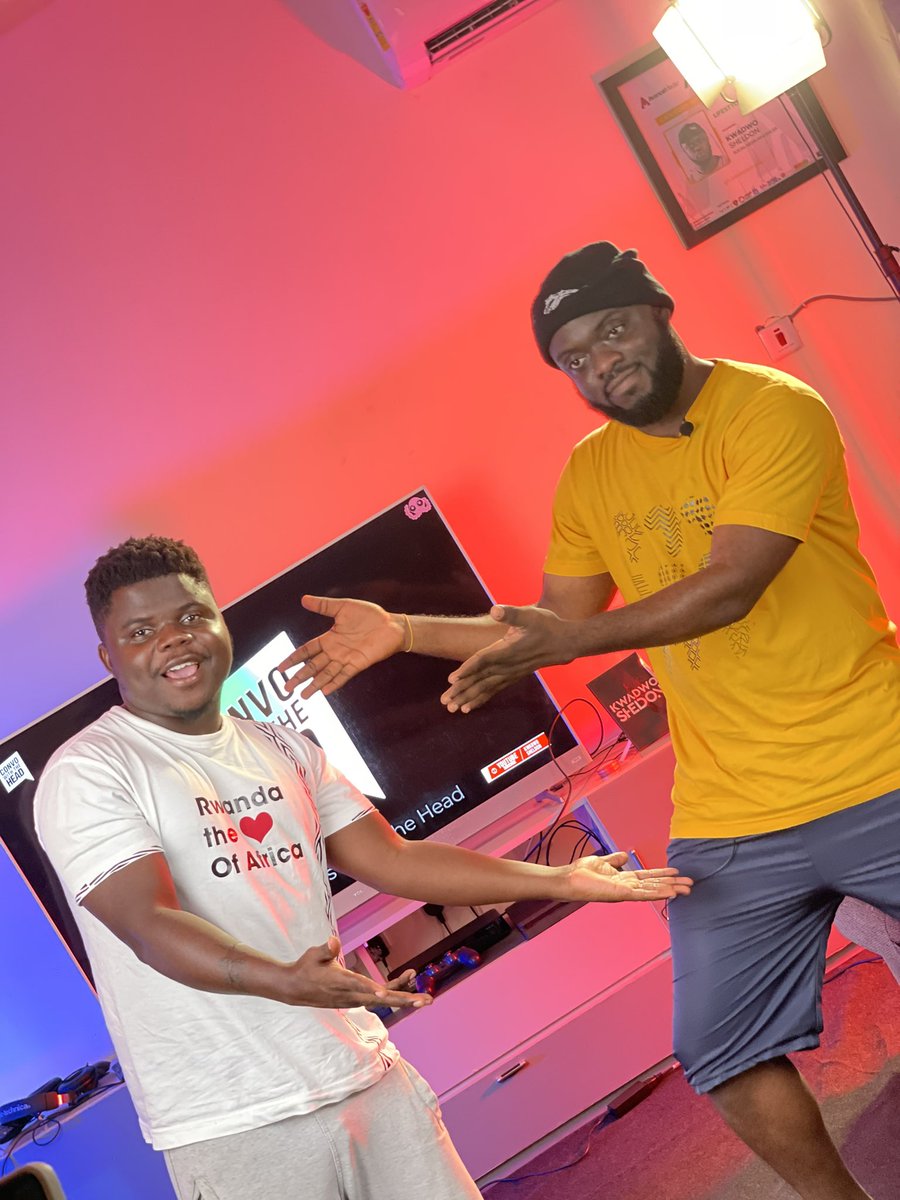 wode_maya's tweet photo. As a proud @boltapp_gh customer, i often meet a lot of kind &amp; cool drivers.Imagine my shock today when i requested for a ride &amp; who shows up as the driver? The man of the moment, washawasayyyy hit maker 😂 @_thirtn 
Had to re-direct my trip to @ksheldongh house to put him on! https://t.co/PlDxFJwAZs