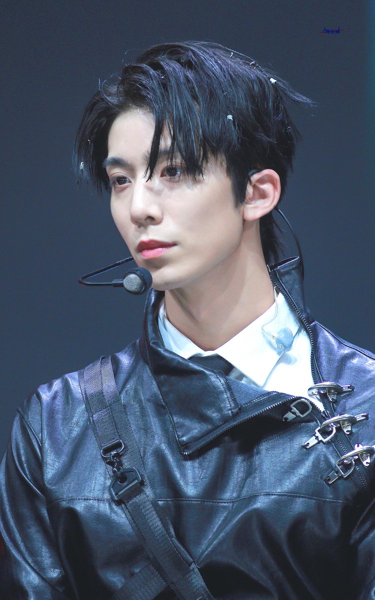 not_shyyyy's tweet photo. 211122 🌟

#휘영 #HWIYOUNG #SF9 https://t.co/WKdJImg94J