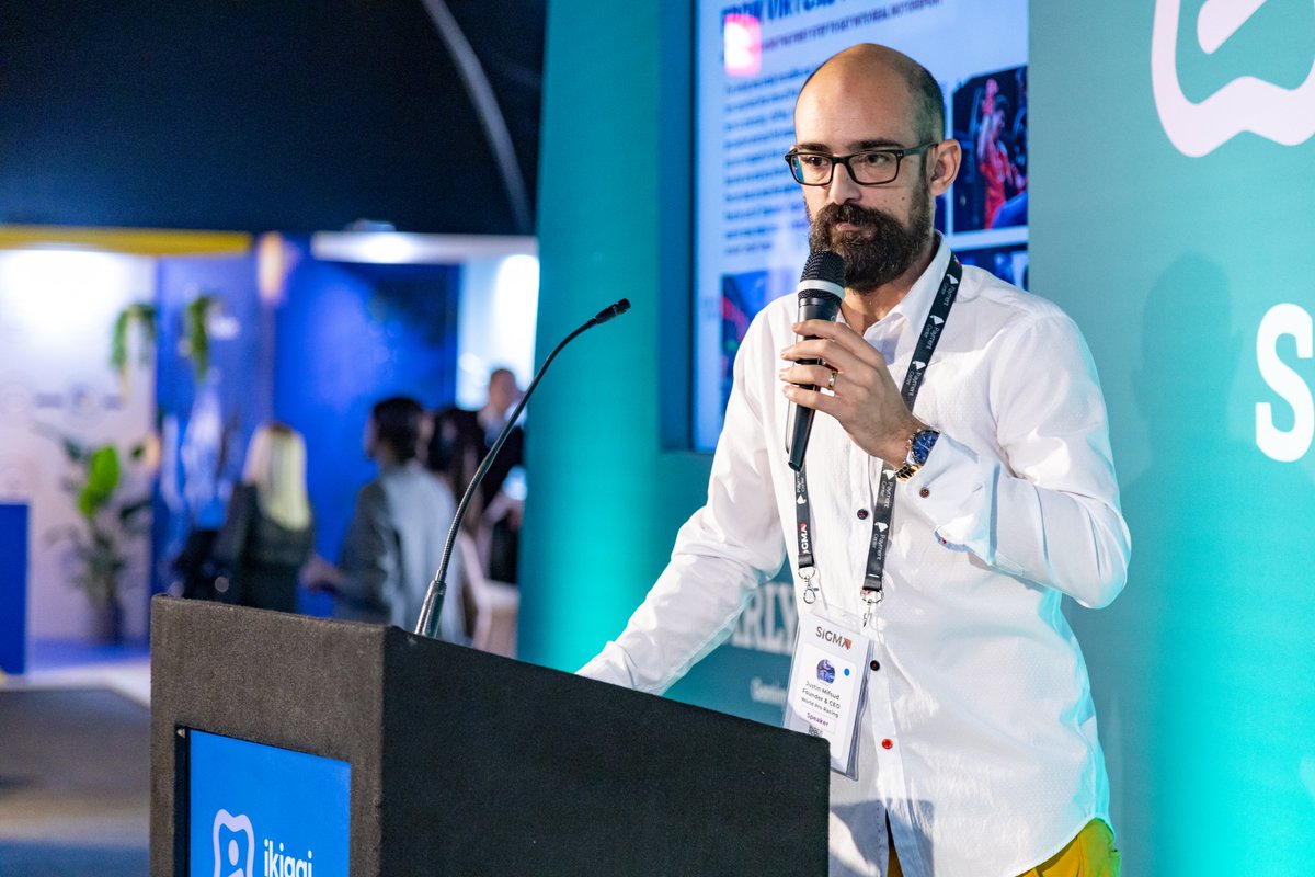 JustMifsud's tweet photo. Captures from last week during my speech about virtual racing. Talked about inclusion, virtual to real, viewership, branding, opportunities and the vision of WPR.

#esports #simracing #virtualracing #inclusion #female #autistic #disabilityinclusion #worldproracing #virtualtoreal https://t.co/cpliDLgo0W