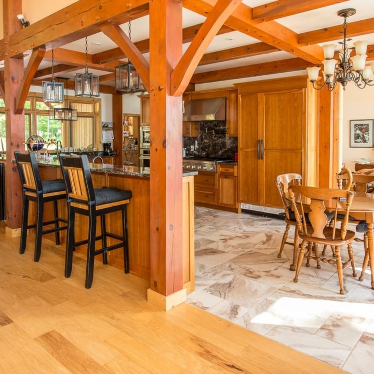 discoverydreams's tweet photo. Take a tour of North Bay! This gorgeous timber frame retreat will leave you speechless! https://t.co/7SoNta2Vlx #timberframe #timberframehouse #timberhome #woodhouse #timberconstruction #cottagestyle #cottages #cottagelife #cottagedesign https://t.co/hqBYxhCcfL