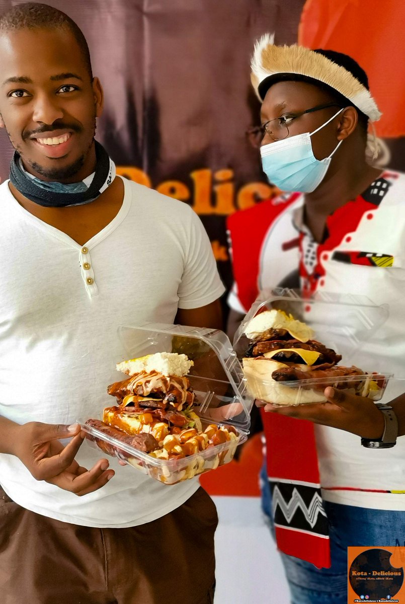 KotaDelicious's tweet photo. Kota-Delicious The Support is Tremendous!!!!😋😋😋

Kota time with family!!!😋😋😋

#food #foodporn #foodforthought #foodiesofinstagram
#Kota #kota #kotafactory #kotadelicious #burger
#burgerporn #burgerlover #southafrica #southafrican
#proudlysouthafrican #sandton #sandtoncity https://t.co/nudosMtlCi
