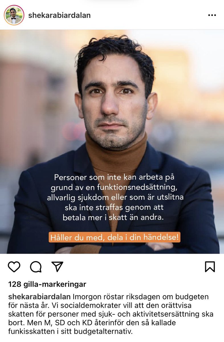 Gud vad löjligt. Det finns ingen extra skatt för folk på bidrag. Men ett JOBBSKATTEAVDRAG som givetvis bara folk som jobbar ska ha. För att det ska löna sig mer för sjuksköterskan att ta extra jobbade, för polisen att jaga gangsters och för lärarna.
