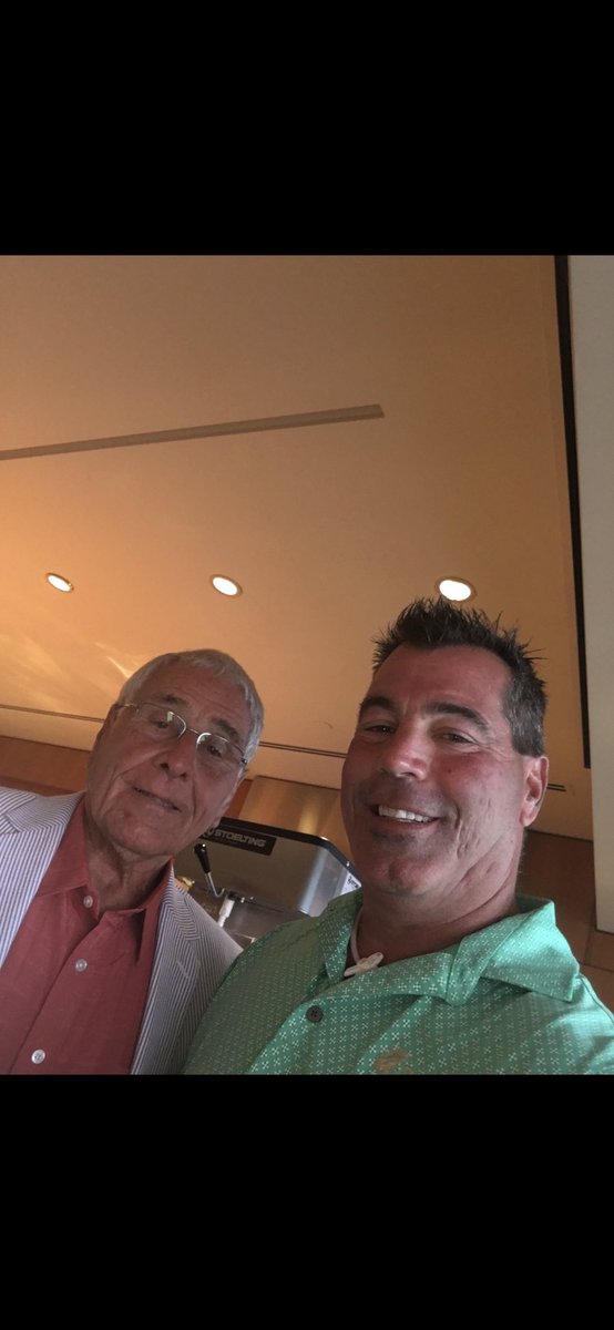 backstop213's tweet image. Happy Birthday to this guy, 91 today and still contributing to the game.  A true Ambassador to Mlb and a HOF’er in my opinion. Keep it up “Trader Jack”