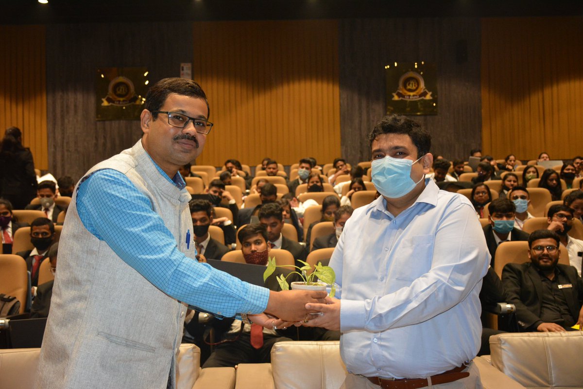 glbajajimr's tweet photo. GL Bajaj Institute of Management & Research. PGDM Institute, Greater Noida organized Expert Talk Series on "Financial Statement Analysis using Live Case" on November 20, 2021 for the students of PGDM Batch 2021-23.
#GLBajaj #GLBajajInstitute #GLBIMR #PGDM #ExpertTalkSeries https://t.co/cPdS5YTelc