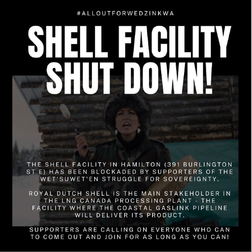 #HamOnt supporters have blockaded the Shell facility at 391 Burlington Ave. Grab a scarf & mitts and join! Stand in solidarity with the Wet’suwet’en! All out for Wedzin Kwa!  #AllOutForWedzinKwa #WetsuwetenStrong #RCMPOffTheYintah
 #ShutDownCanada