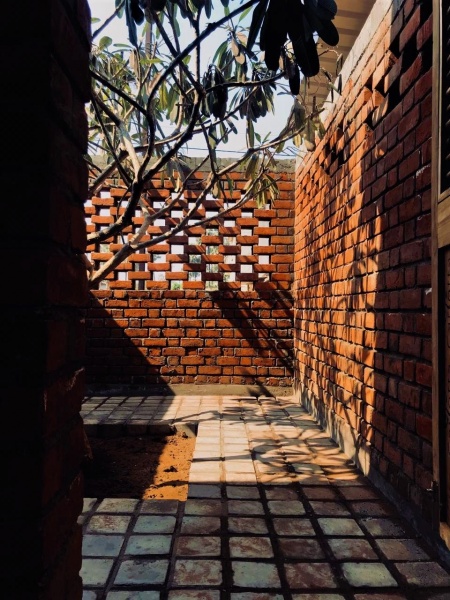 A_I_D_'s tweet photo. Participants explored artisanal techniques and produced the details of the building's design components using bamboo, metal, concrete and brick. 2/2

https://t.co/sbPSPDws9G

#india #designworkshop #architecture #library  #sustainabledesign #architectureindevelopment #codesign https://t.co/KSyMW04aRX