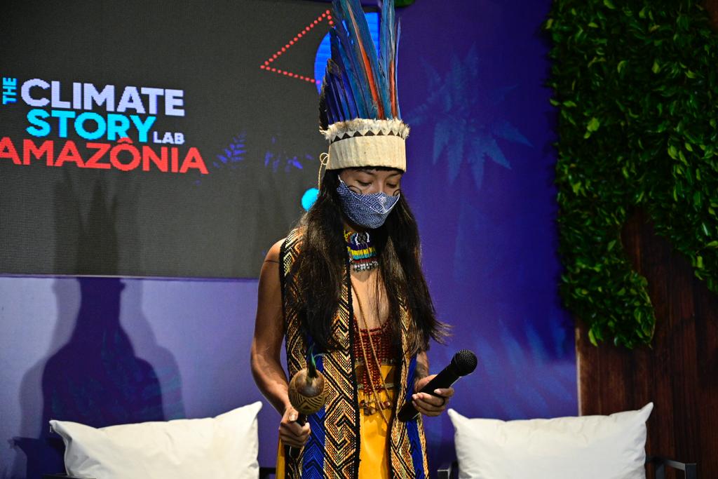agendapropiaap's tweet photo. 📢|Estamos en el encuentro internacional de #TheClimateStoryLab #Amazonia, en Manaos, Brasil, un espacio que busca compartir soluciones a las problemáticas de cambio climático. ⛅🌱 

🙌🏽¡Síguenos y conoce nuestra participación en este espacio! 
@VandaWitoto @edilmaprada https://t.co/HCynEDzS8g