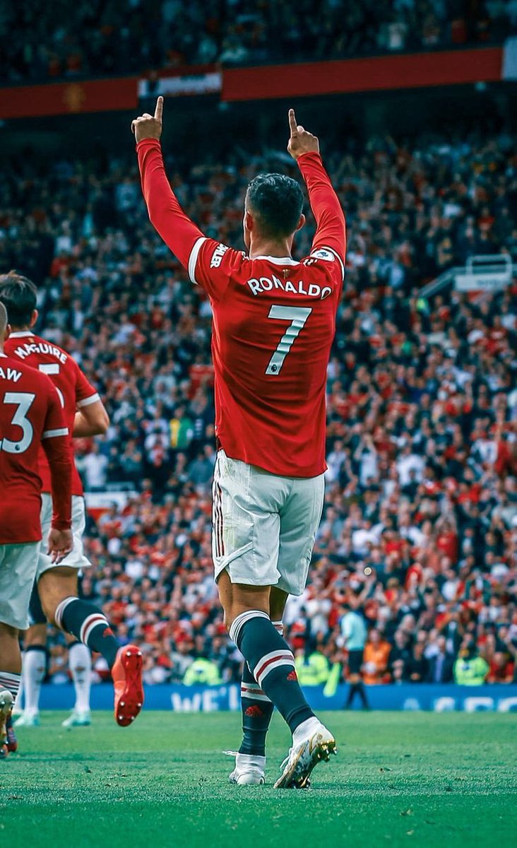 GIVEAWAY: If Cristiano Ronaldo scores first against Villarreal today, we’ll giveaway a brand new Premier League shirt of your choice or a copy of FIFA 22. 🔥

To enter:

1⃣ RT this tweet
2⃣ Follow this account

Winner announced after the game, good luck! 👊