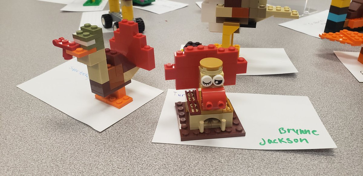 LSMSlibrary's tweet image. Turkey Lego Challenge in the library! #LaSallePRIDE #RSDlibraries