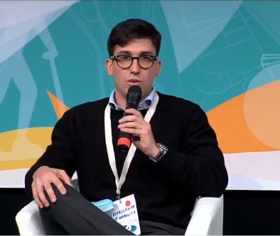 SharingMob's tweet photo. Gianmaria Crivellente, Co-fondatore e AD #BitMobility, chiede se non sia più utile individuare criteri standard di qualità del servizio su cui i comuni possano poi costruire le proposte in base alle esigenze locali.
#lesscars #sharingmobility2021 https://t.co/r1jR2R5OSB