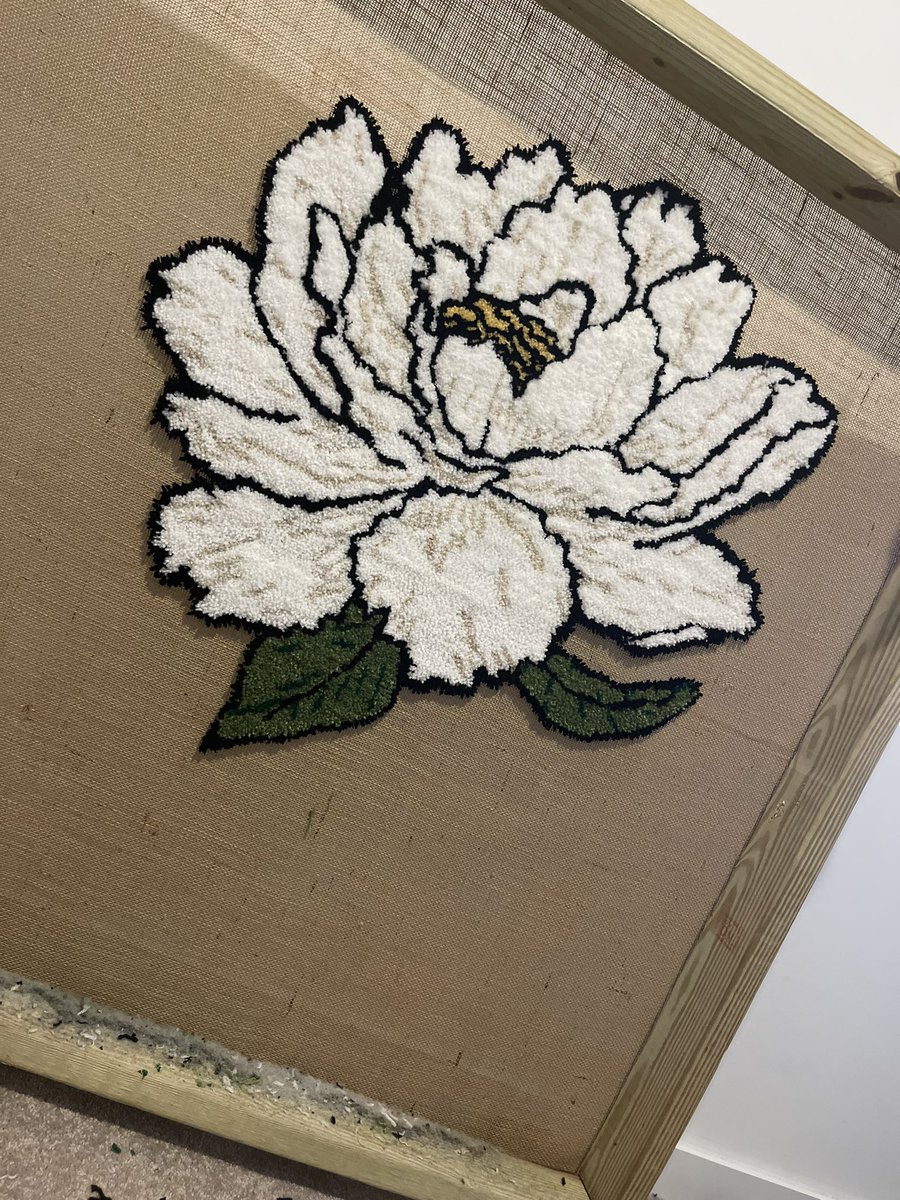 CousinCraig94's tweet photo. Custom rug for my family @lovedollxo I appreciate the opportunity #E #ERugs #WeOnlyGoingUp #Customrugs https://t.co/nsgOMejYGt