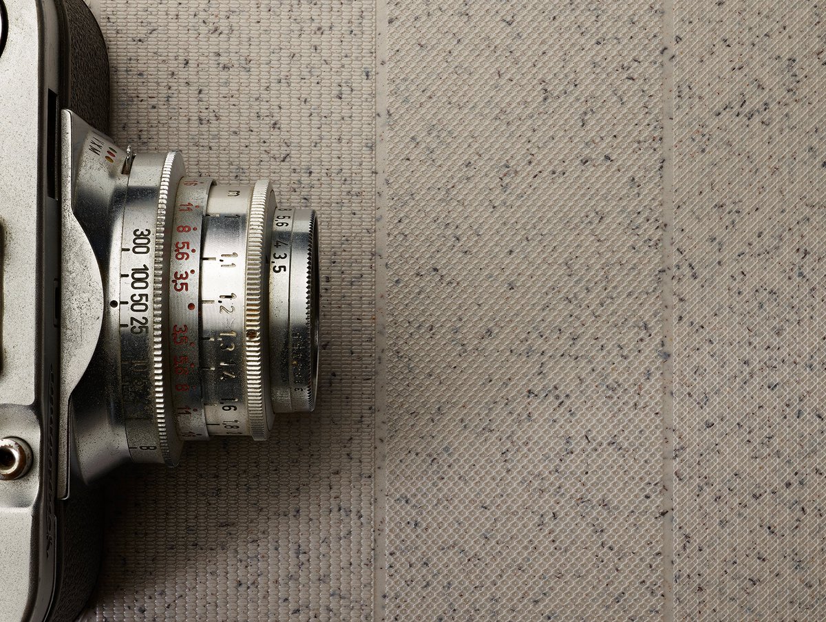 Un aperçu des matières recyclées développées par le service #innovation du Groupe #Plastivaloire. Ces matières sont obtenues à l’aide de charges de coquillage 🐚, de fibre synthétique 👟 ou de fibre végétale 🌱