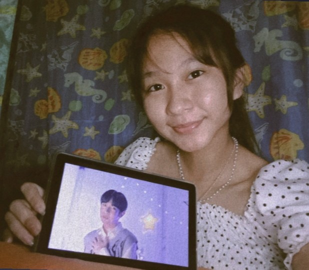 HidalgoChrishna's tweet photo. @dunkinph @sb19 ADVANCE MERRY CHRISTMAS SA LAHAT! 😙 OZONE TICKET CUTIEEEE🥺💙

#SB19xDunkinPH 
#MerryMunchkin 
@dunkinph @SB19Official #SB19 https://t.co/A0MvDCOAwu