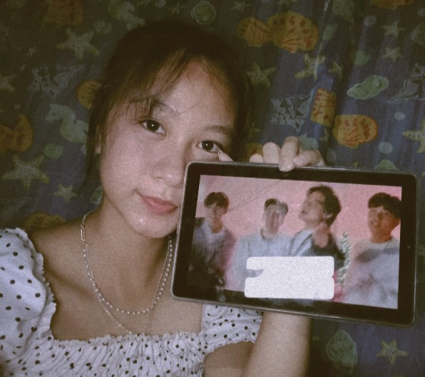 HidalgoChrishna's tweet photo. @dunkinph @sb19 ADVANCE MERRY CHRISTMAS SA LAHAT! 😙 OZONE TICKET CUTIEEEE🥺💙

#SB19xDunkinPH 
#MerryMunchkin 
@dunkinph @SB19Official #SB19 https://t.co/A0MvDCOAwu
