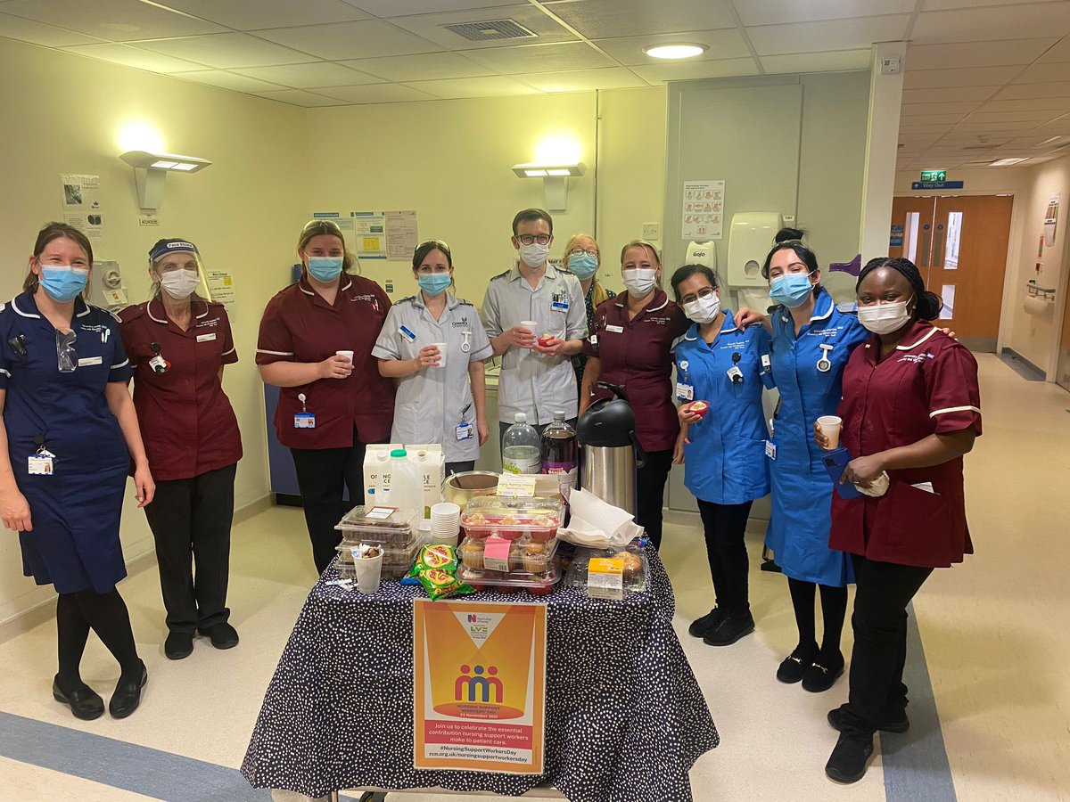 UHCW_Neurology's tweet photo. What a wonderful day #teamNeuro have had on #NationalSupportWorkersDay 🥳 Thank you to all support staff across the MDT for the amazing job you do, alongside your colleagues @UHCWStrokeTeam @UHCW_neurosurg @Gayle2582 @emlcook @UHCW_TraumaNeur https://t.co/YcFEx9VTI5