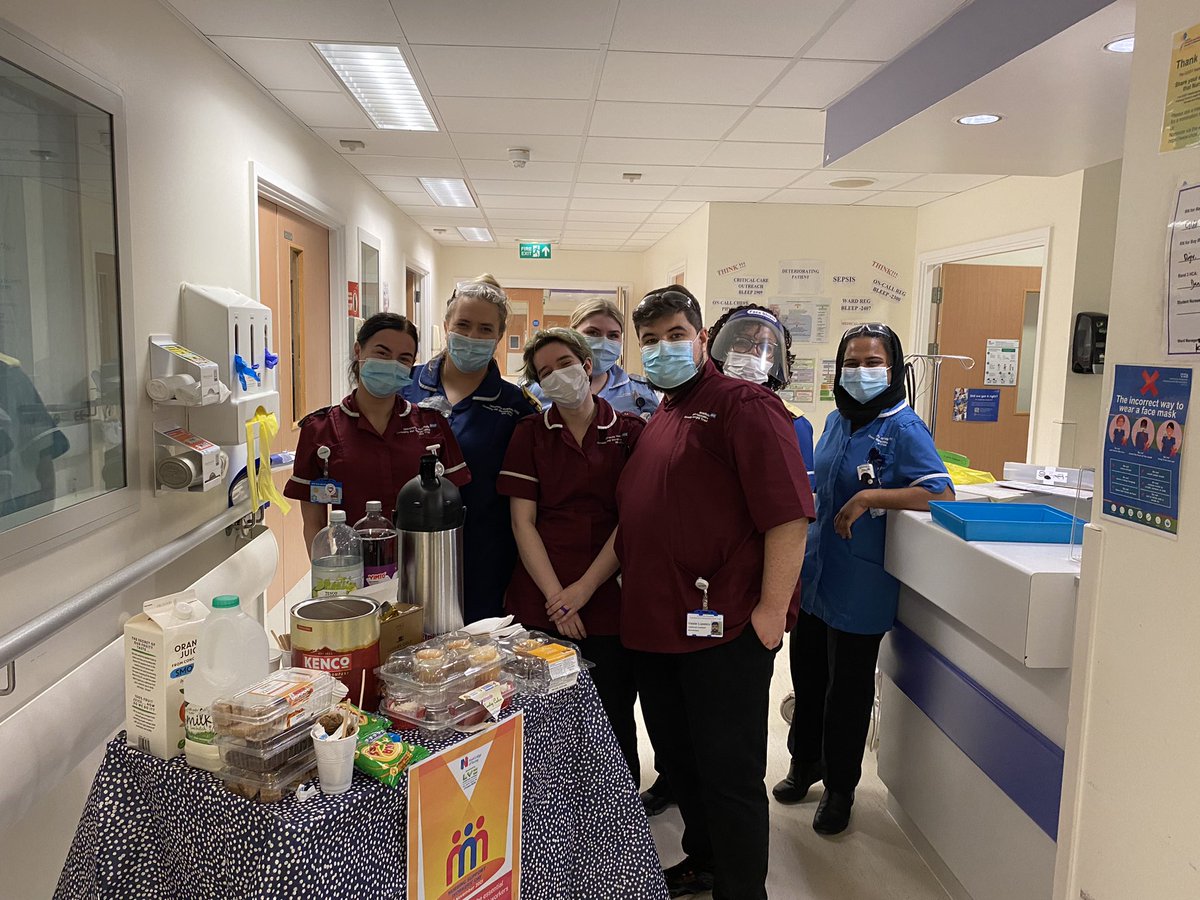 UHCW_Neurology's tweet photo. What a wonderful day #teamNeuro have had on #NationalSupportWorkersDay 🥳 Thank you to all support staff across the MDT for the amazing job you do, alongside your colleagues @UHCWStrokeTeam @UHCW_neurosurg @Gayle2582 @emlcook @UHCW_TraumaNeur https://t.co/YcFEx9VTI5