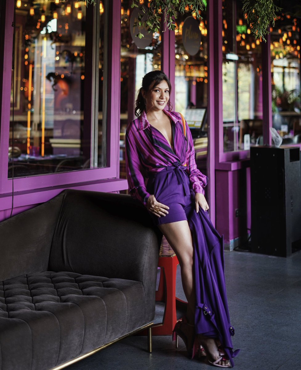 maliniagarwal's tweet photo. I'm in love with Purple! π
Outfit - #Nikitamhaisalkar
Shoes - #Kakasumistudio
Jewelry - #Azotiique
HMU - #DeeptiMota
Styled by - @rishikadevnani
Assister by - @Romamaityy
Location - @plumbybentchair
πΈ - #Staticimages
#missmaliniootd #plumbybentchair #photoshoot https://t.co/hL5uWi9Htw