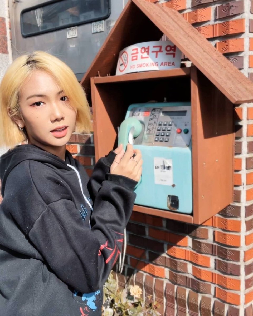 BeautyBoxBrasil's tweet photo. 📷|Atualização da Jerin no Instagram (@/bb_byuofficial)

"Em Eupcheon-ri 🎞🖤"

🔗https://t.co/8wDLofCccI

#제린 #JERIN #BEAUTYBOX #뷰티박스 #WIBBON #대구 #대구수성구 #cafe #Tourism #kpop https://t.co/1p1f38G607