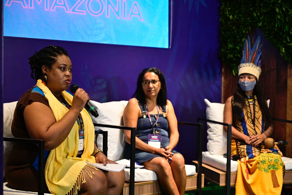 edilmaprada's tweet photo. Con el equipo de @agendapropiaap participamos en el encuentro internacional de #TheClimateStoryLab #Amazonía. Desde Manaos, 🇧🇷, impulsaremos narrativas transmedias para plantear soluciones a las problemáticas de cambio climático. ⛅

Sigue nuestras redes... https://t.co/99ur6SFrQd