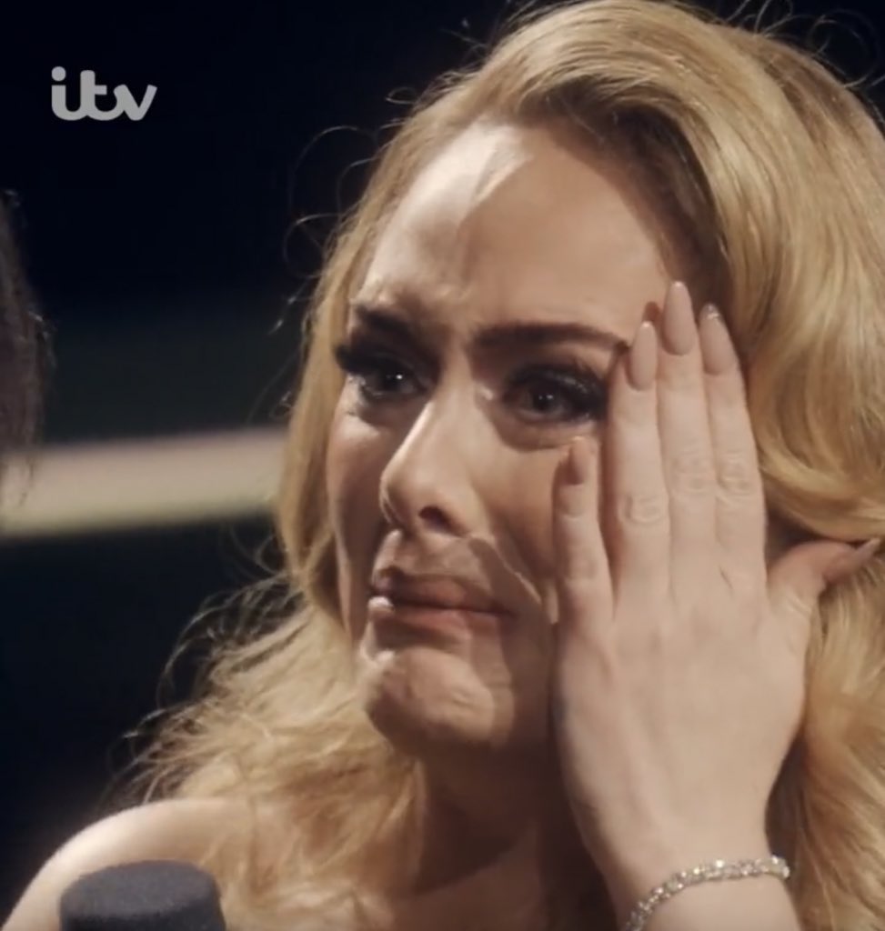 memes_adele's tweet image. 