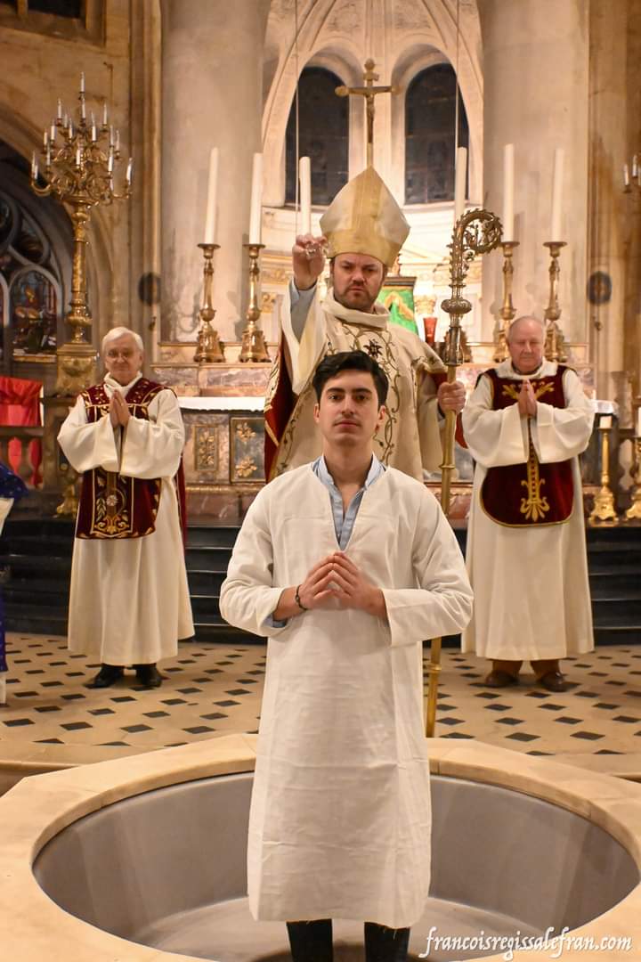 salefran tweet media