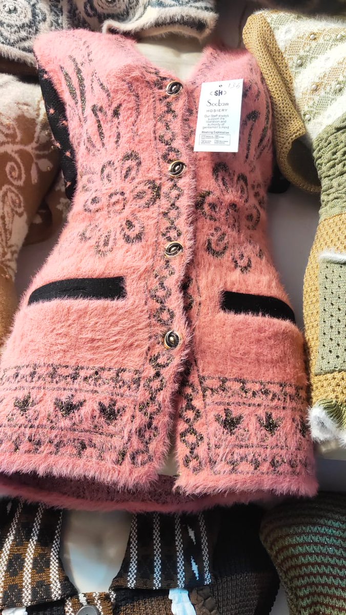 Inayafatima5's tweet photo. الحَمْدُ ِلله
Sold out
#wintercollection
#inaya_boutique_center
#cashondeliveryavailable
#ForORDERS
#Whatsapp_Number
#03167789899 https://t.co/OltyVRD3I7