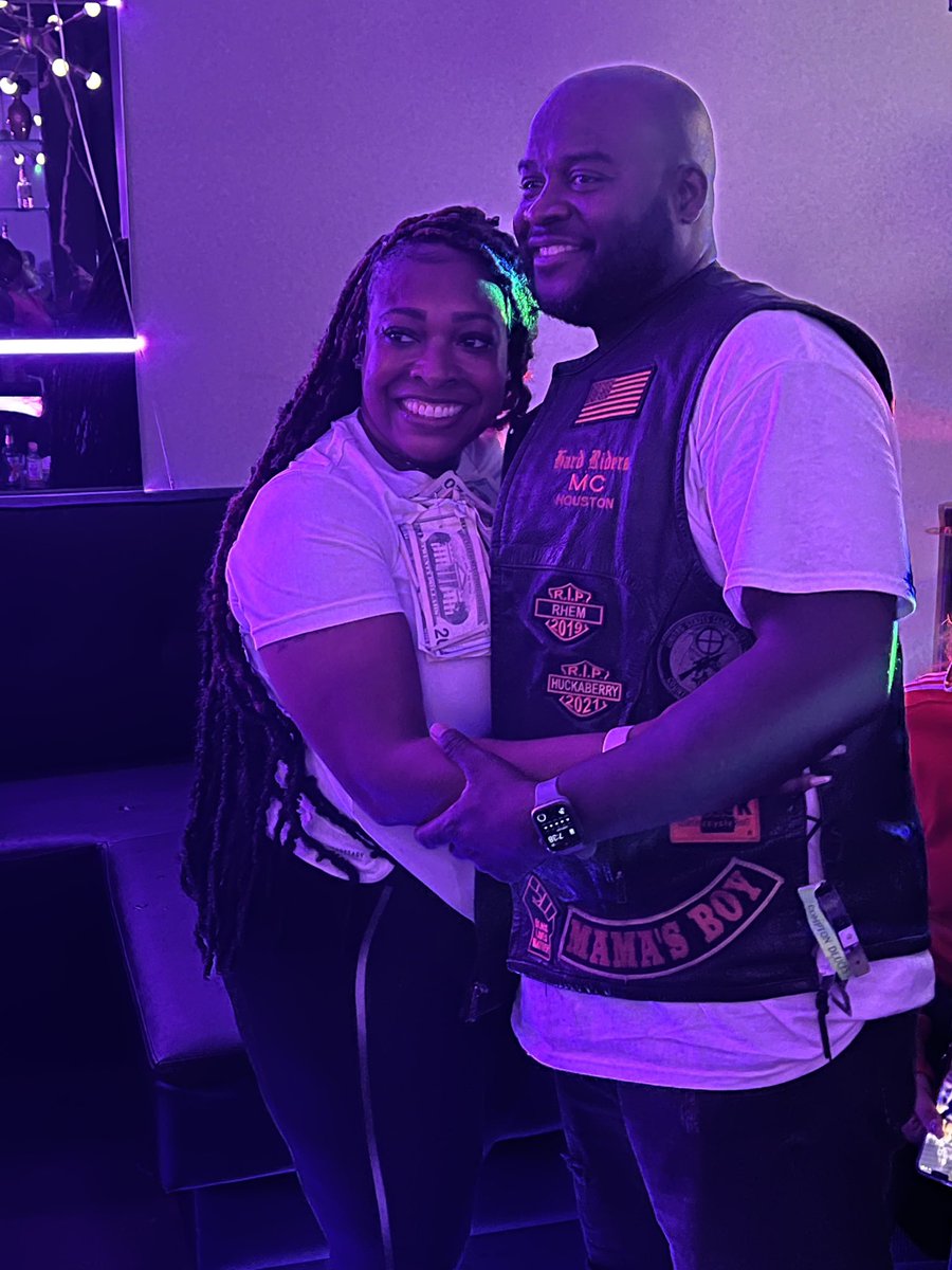 quarter_ms's tweet photo. ๐จ๐จ๐จ 1st giving ALL PRAISES 2 God 4 BLESSING ME to CELEBRATE 32 years of Lyfe! 2nd to MY AMAZING HUSBAND 4 EVERYTHING!! 3rd to MY FAMILY, MY Krew & ALL MY Friends that took the time to CELEBRATE ME! I'm KINDA a BIG DEAL! This SCORPIO SEASON ROCKED โ๏ธ๐ฅฐ๐๐๐๐๐น๐๐พ๐ #EST11.19 https://t.co/0u09B4sTH4